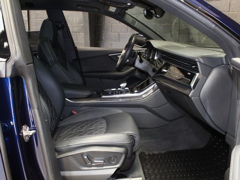 Used 2023 Audi SQ8 Prestige AWD/4WD image 53