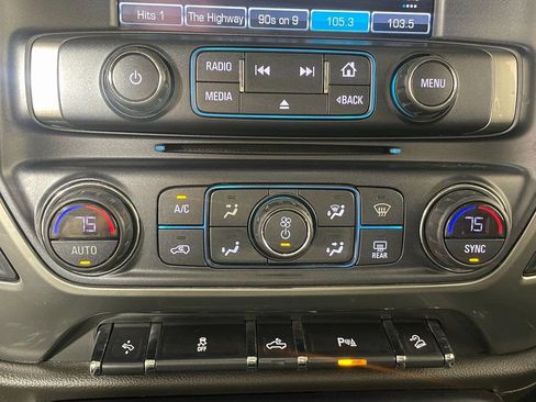 Used 2018 Chevrolet Silverado 1500 LTZ Z71 image 20