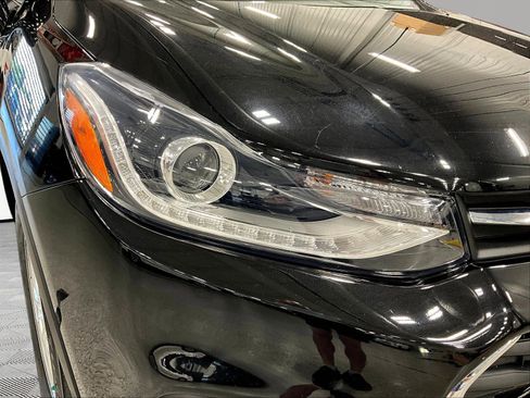 Used 2019 Chevrolet Trax LT FWD image 31