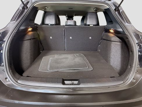 Used 2025 Nissan Kicks SR w/ Interior Electronics Package image 35