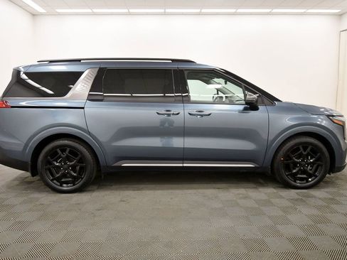 Certified 2026 Kia Carnival SX w/ SX Dark Edition Package FWD image 9