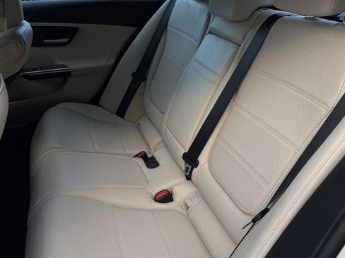 Used 2023 Mercedes-Benz C 300 4MATIC Sedan w/ Exclusive Trim Package image 33