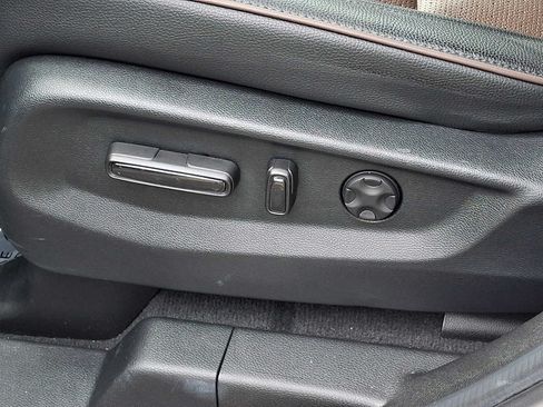 Used 2025 Honda Odyssey Elite image 14