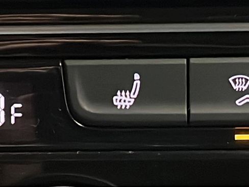 Used 2022 Volkswagen Atlas SEL image 32