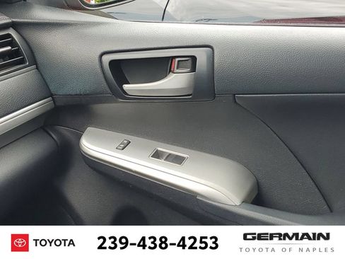 Used 2013 Toyota Camry SE FWD image 28