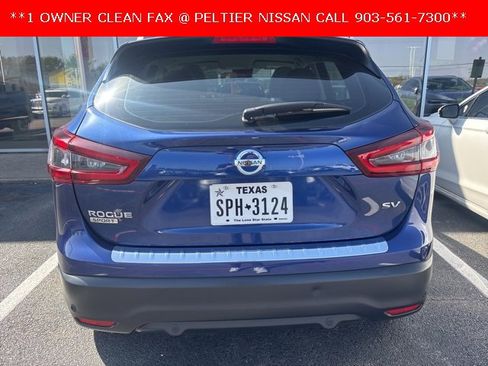 Used 2022 Nissan Rogue Sport SV image 3