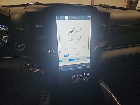 Used 2022 RAM 1500 Limited w/ Body-Colour Bumper Group image 19