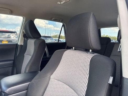 Used 2022 Toyota 4Runner SR5 image 27