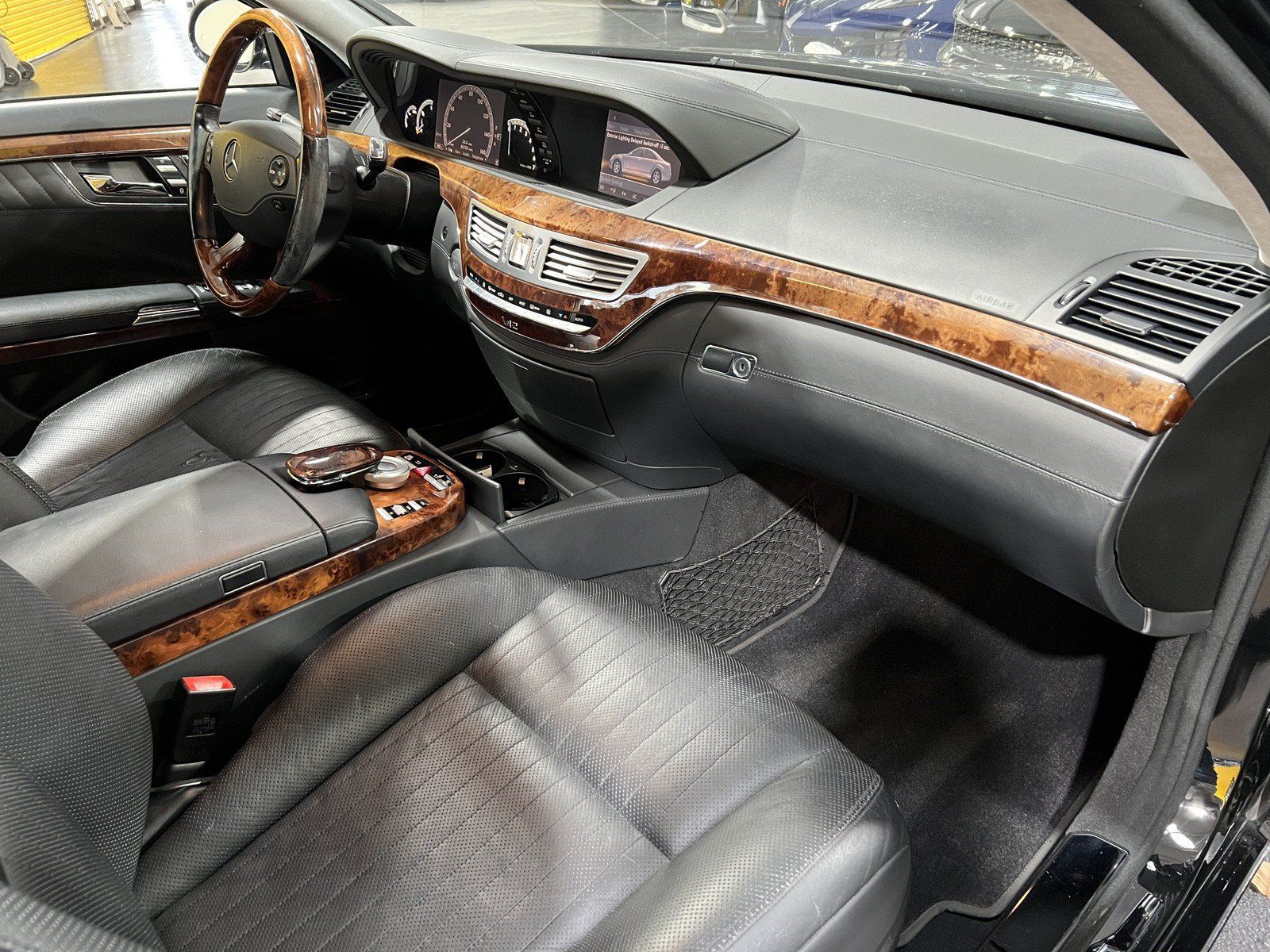 Used 2008 Mercedes-Benz S 600 image 16