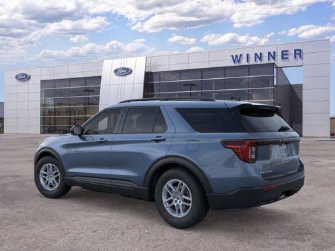 New 2026 Ford Explorer Active AWD/4WD image 4
