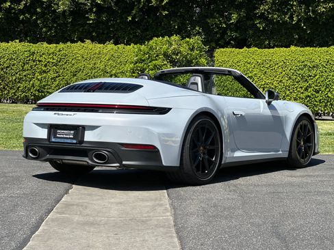 New 2026 Porsche 911 Carrera T image 7