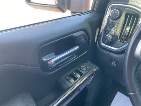 Used 2022 Chevrolet Silverado 1500 LT Trail Boss w/ Bed Protection Package AWD/4WD image 19