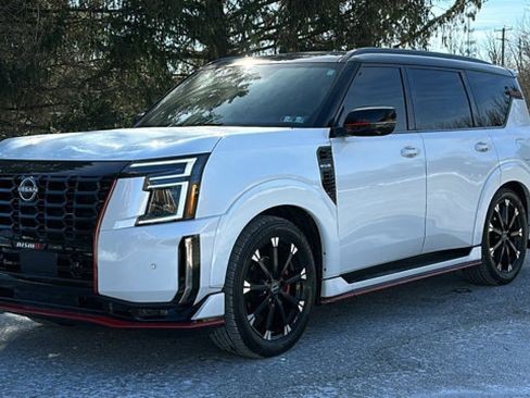 New 2026 Nissan Armada NISMO image 2