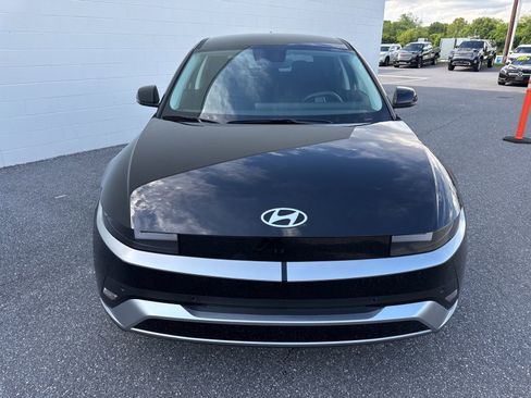 Used 2026 Hyundai Ioniq 5 SEL RWD image 2