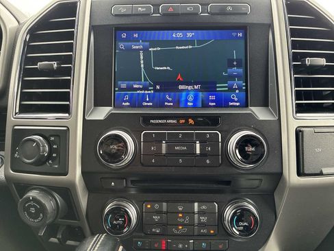 Used 2018 Ford F150 Lariat w/ Equipment Group 502A Luxury AWD/4WD image 18