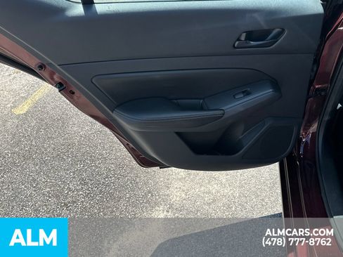 Used 2025 Nissan Altima 2.5 SV FWD image 24