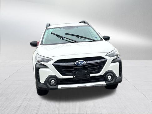 Used 2023 Subaru Outback Limited AWD/4WD image 9