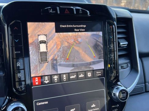 Used 2024 RAM 2500 Big Horn w/ Night Edition image 15