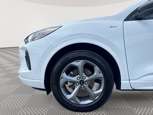Used 2023 Ford Escape ST-Line w/ Tech Pack #1 AWD/4WD image 19