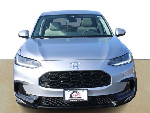 Used 2023 Honda HR-V EX-L image 9