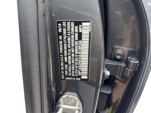 Used 2018 Porsche Macan image 88