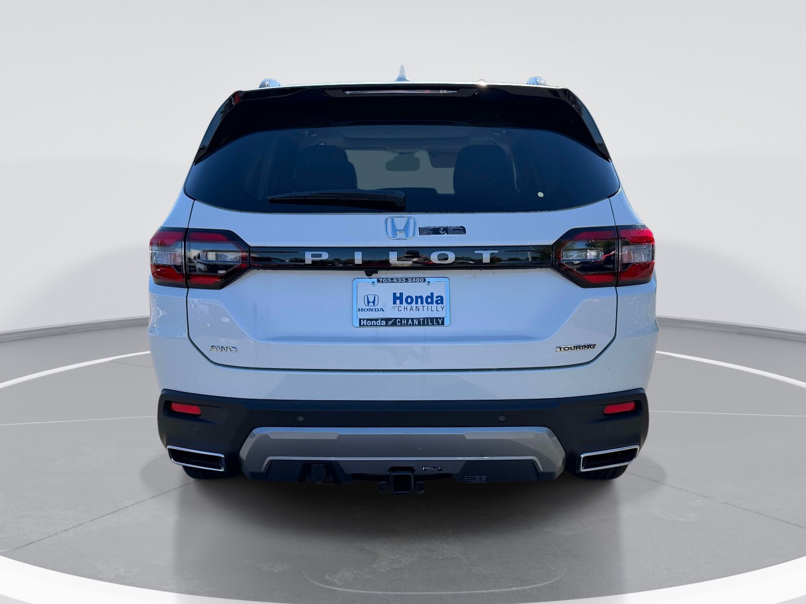 New 2026 Honda Pilot Touring image 3