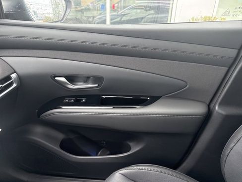 New 2025 Hyundai Tucson Limited image 46