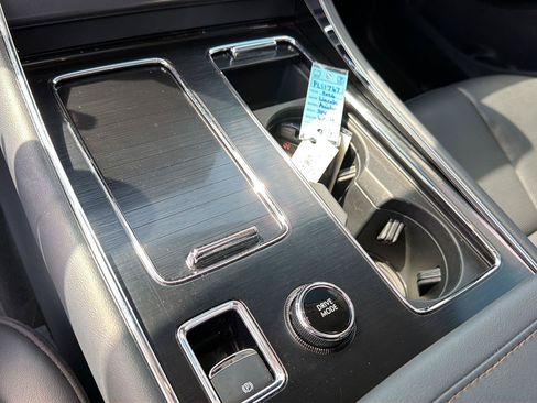 Used 2026 Lincoln Aviator AWD image 30