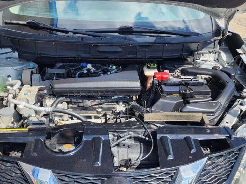 Used 2016 Nissan Rogue S AWD/4WD image 18