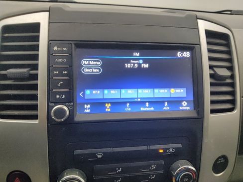 Used 2019 Nissan Frontier SV image 25