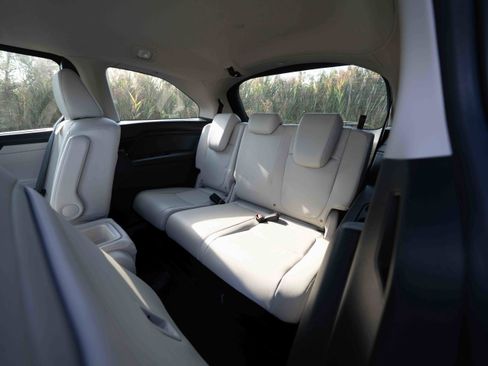 New 2026 Honda Odyssey EX-L image 24