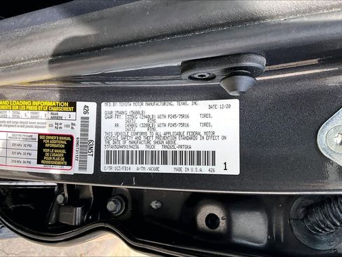 Used 2021 Toyota Tacoma SR w/ SR Convenience Package RWD image 33