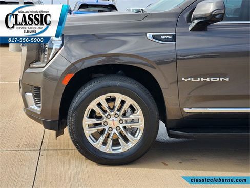 Used 2021 GMC Yukon SLT w/ SLT Luxury Plus Package image 11