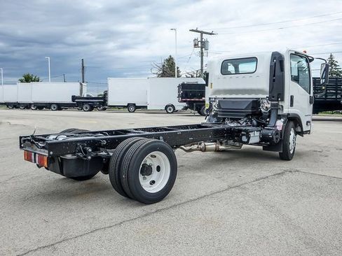New 2025 Chevrolet Low Cab Forward 5500XG RWD image 3