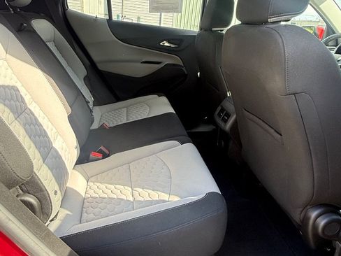 Used 2018 Chevrolet Equinox LT AWD/4WD image 23