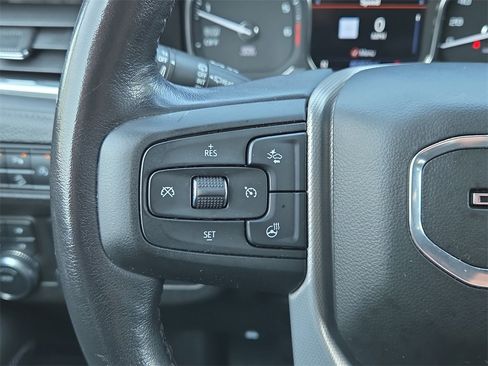 Used 2021 GMC Yukon XL Denali w/ Denali Premium Package image 24