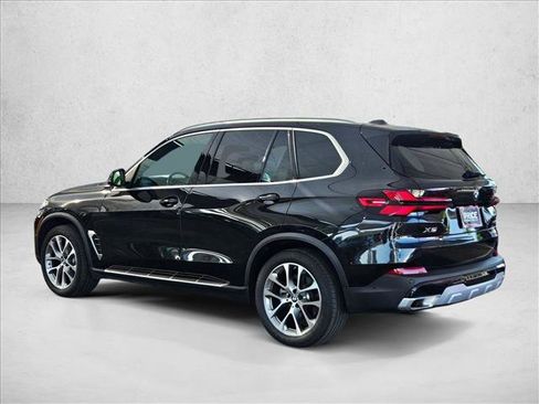 Used 2025 BMW X5 xDrive40i AWD/4WD image 8