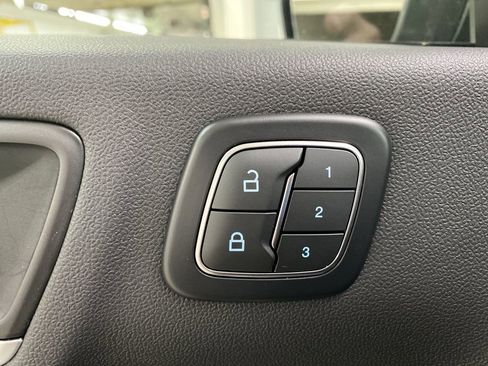 Used 2025 Ford Escape Platinum w/ Premium Technology Package image 12