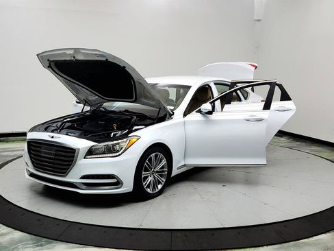 Used 2018 Genesis G80 3.8 RWD image 9