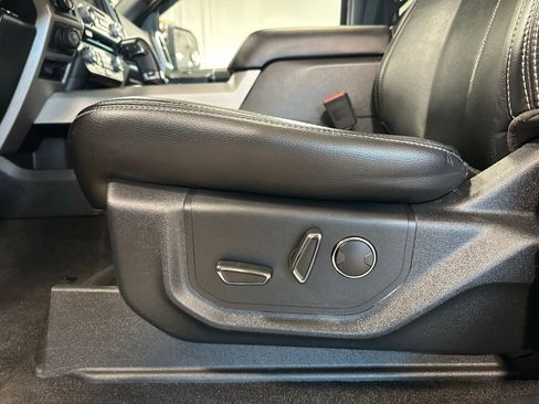 Used 2018 Ford F150 Lariat w/ Equipment Group 502A Luxury image 16