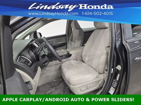 Used 2019 Kia Sedona LX image 10