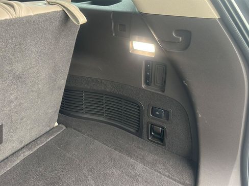 Used 2021 Lincoln Aviator Reserve w/ Equipment Group 208A AWD/4WD image 21