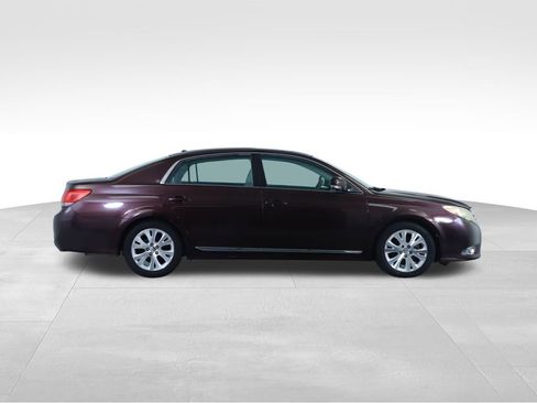 Used 2012 Toyota Avalon Limited image 13