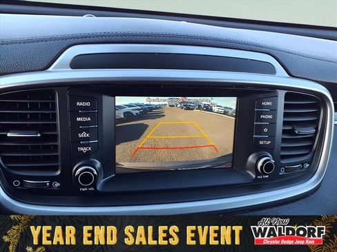 Used 2020 Kia Sorento EX image 14