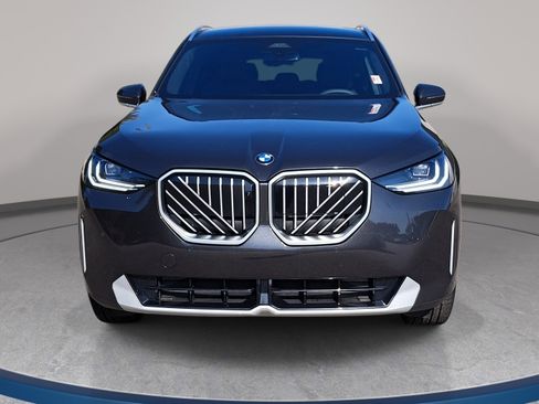 Certified 2025 BMW X3 xDrive30i w/ Premium Package AWD/4WD image 2