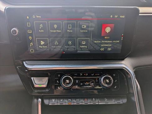 Used 2025 GMC Sierra 3500 Denali w/ Denali Reserve Package image 15