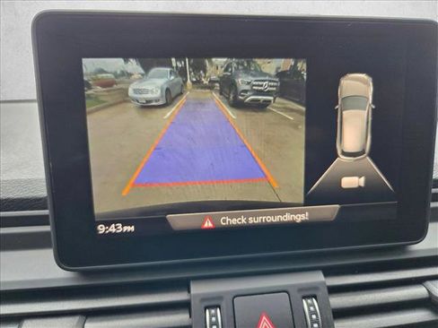 Used 2019 Audi Q5 Premium image 12