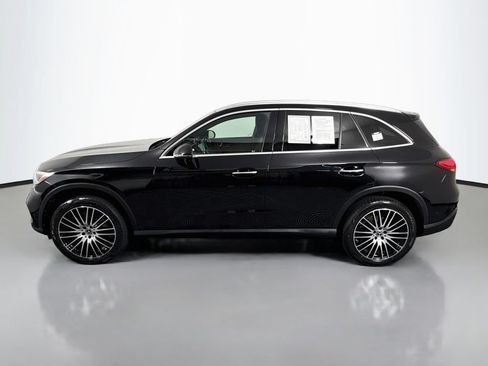 Used 2023 Mercedes-Benz GLC 300 w/ Exclusive Trim Package image 8