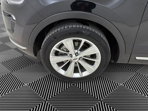 Used 2019 Ford Explorer Limited w/ Class II Trailer Tow Package image 9