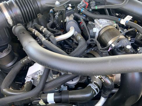 Certified 2025 Ford Ranger Raptor AWD/4WD image 33